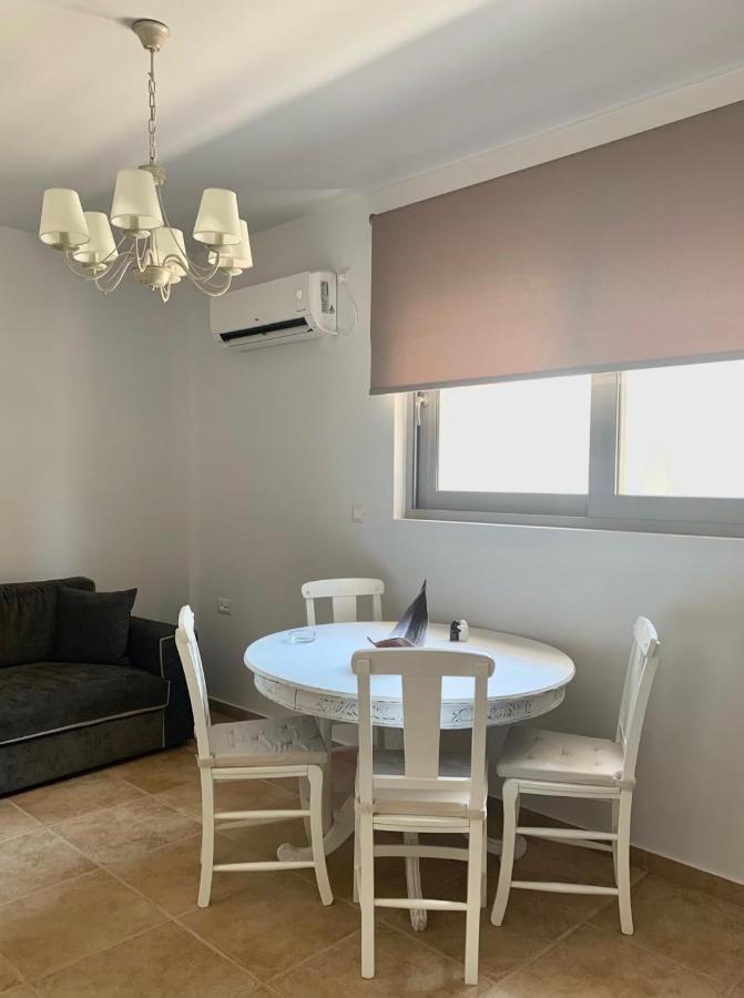 Ether Apartment By The Sea Ι Theologos  Bagian luar foto